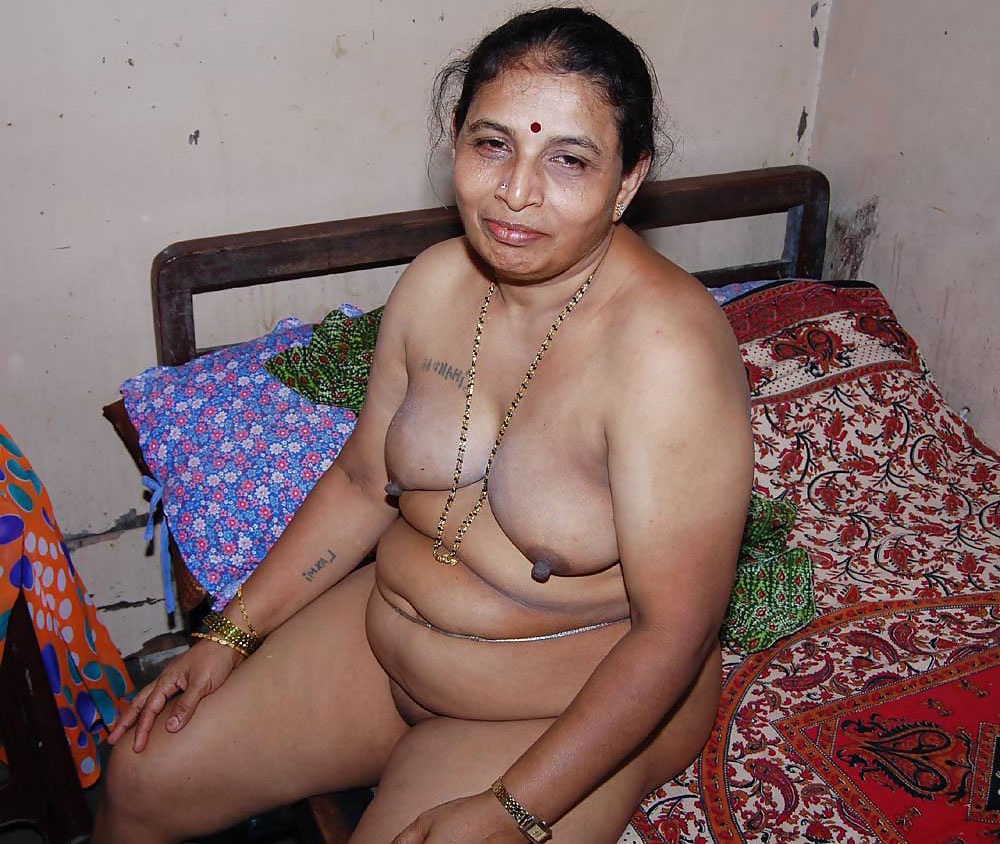 Sexy Full Nude Desi Indian Women Amateur Images