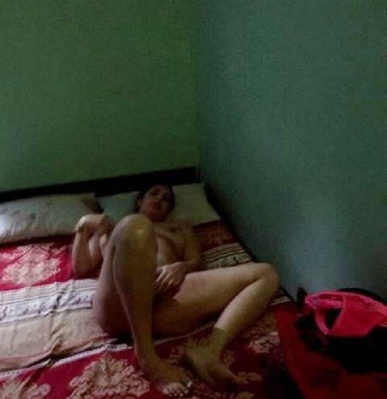 Bhopal Bhabhi Boobs Naked Pics Indian Porn Pictures Desi Xxx Photos