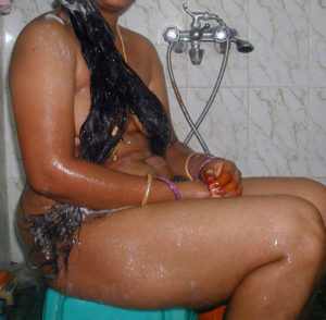 nude desi babe taking shower