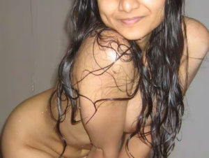 sexy full nude indian hottie