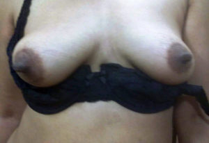 desi small boobs pic