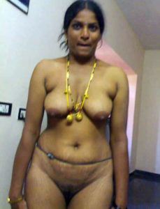 bhabhi naked desi boobs