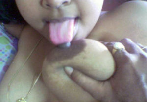 bhabhi lick own boobs