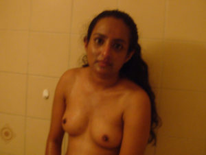 bhabhi naked hot boobs xx
