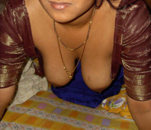 bhabhi naked hot pic