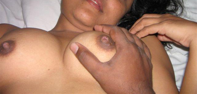 Gujarati Sex Neket - Gujarati Aunties Boob Pics Desi Indian XXX Collection