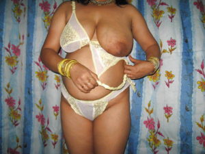 desi bhabhi sexy nipple
