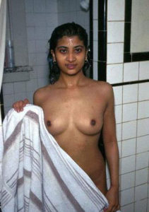 nude bath desi xx girl