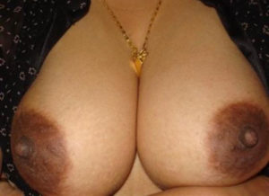 sexy big boobs aunty indian