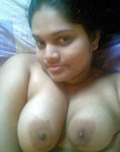 big boobs naked photo