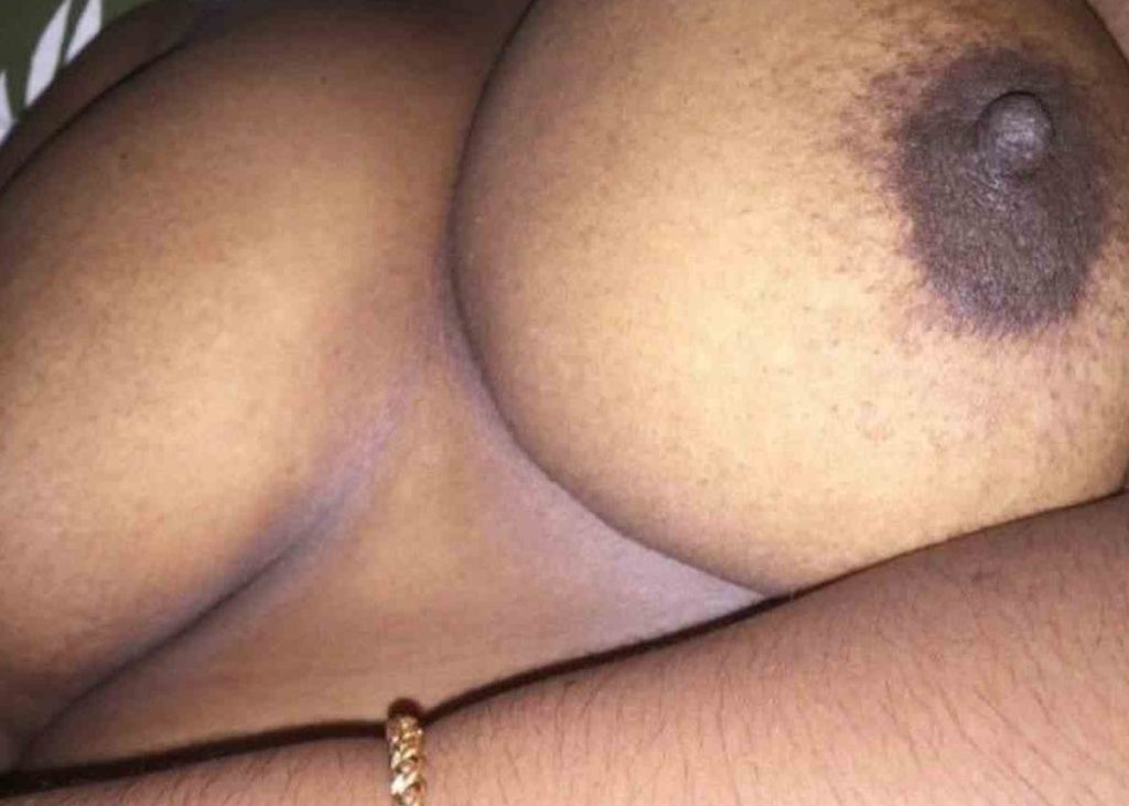 Sri Lankan Aunty Boobs Naked Hot Pics Collection