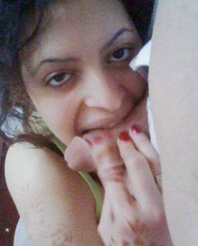 Girl Blowjob Porn - Hot Desi Girl Blowjob Naked XXX Photos â€¢ Indian Porn ...