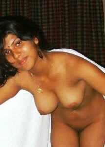 sexy bhabhi naked tits