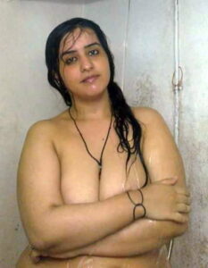 curvy muslim wife big boobs
