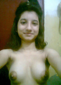 nude desi babe with lovely smile
