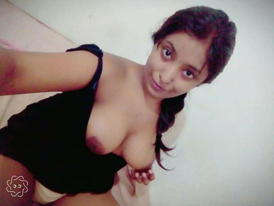Curvy Bengali Housewife Sex Pics • house wife