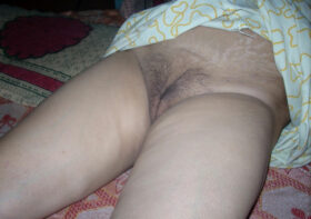 Juicy Indian aunty pussy