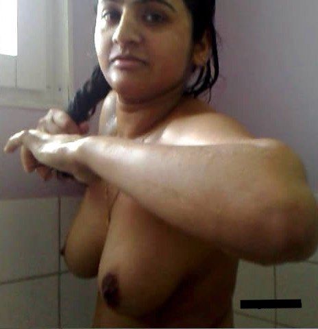bhabhi in shower